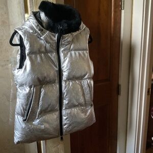 Women’s leather vest